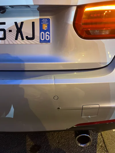 Devanture de Carrosserie de l'Estagnol