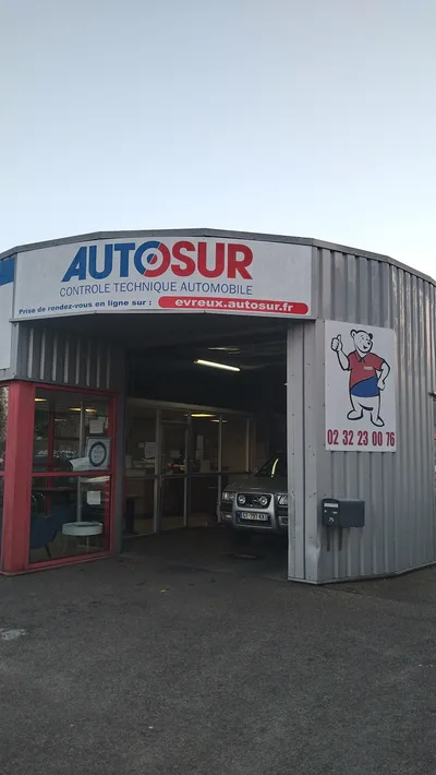 Devanture de AUTOSUR Contrôle Technique ÉVREUX
