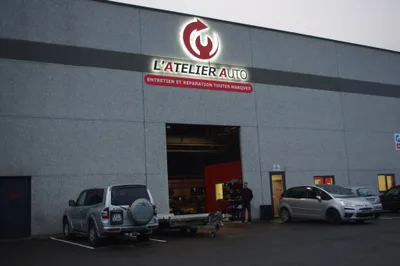 Devanture de l'atelier auto