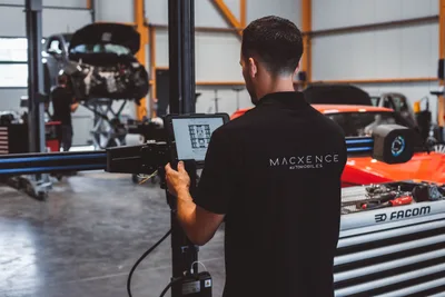 Devanture de Macxence Automobiles - Saint-Nazaire Océanis
