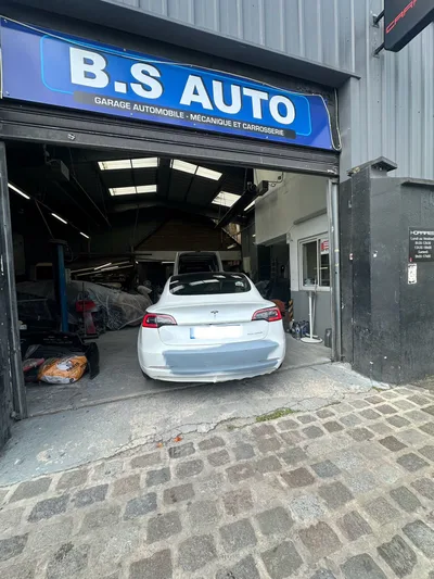 Devanture de B.S AUTO carrosserie mécanique