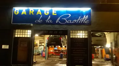 Devanture de Garage de la Bastille