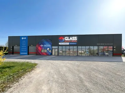 Devanture de Glass Express Troyes