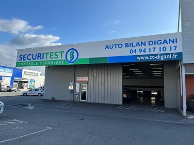 Devanture de SECURITEST FREJUS - CT DIGANI