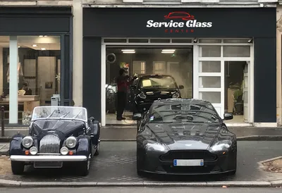 Devanture de Service Glass Center