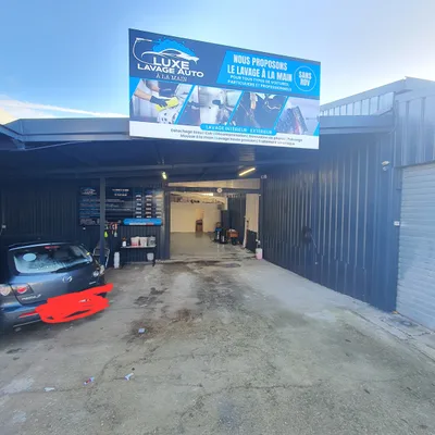 Devanture de Luxe Lavage Auto