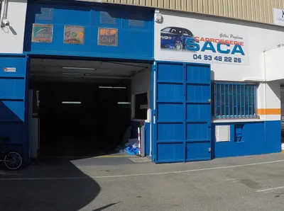 Devanture de CARROSSERIE SACA