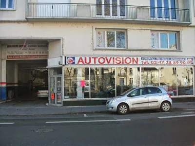 Devanture de Contrôle Technique Tours