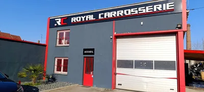 Devanture de Royal carrosserie