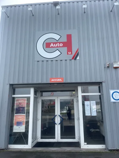 Devanture de Auto Contrôle TECH 51