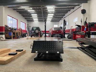 Devanture de Lefebvre Frères Automobiles