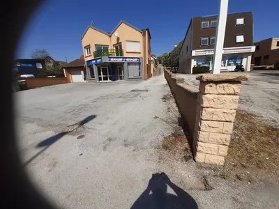 Devanture de garage chez mido