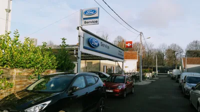 Devanture de Garage Bruhammer