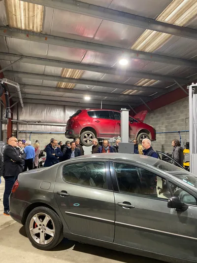 Devanture de Garage Solidaire Valence Méca Services