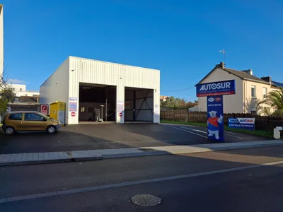 Devanture de AUTOSUR Contrôle Technique SAINT-NAZAIRE LA VECQUERIE