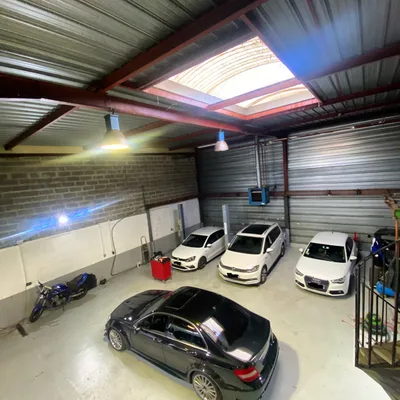 Devanture de MC autos
