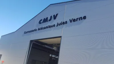 Devanture de Carrosserie Mécanique Jules Verne