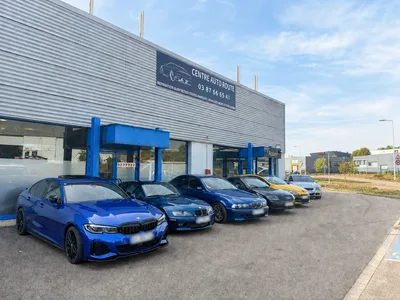 Devanture de Garage centre auto-route