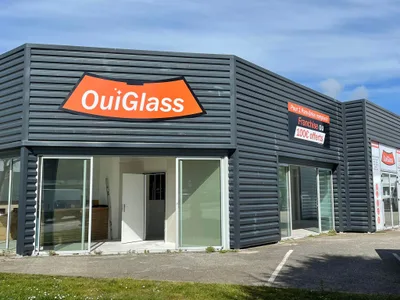 Devanture de OuiGlass Cherbourg | Réparation Pare-Brise