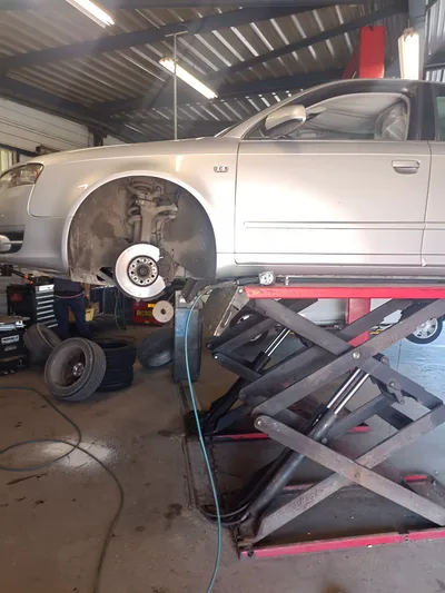 Devanture de Garage mobile auto-02