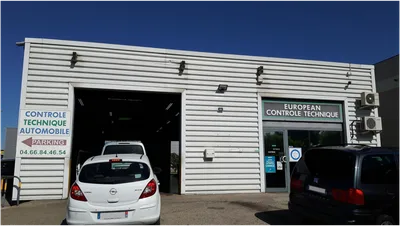 Devanture de Sécuritest European controle technique auto moto