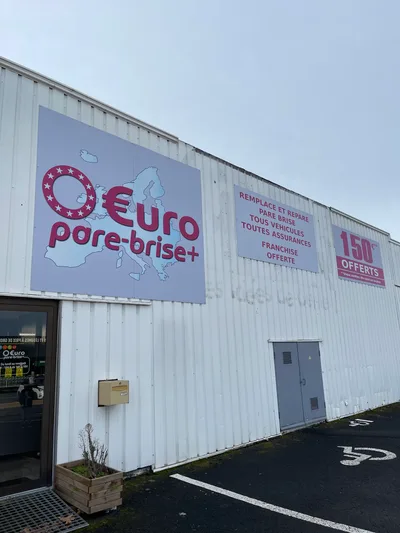 Devanture de 0€uro Pare-Brise + Clermont-Ferrand