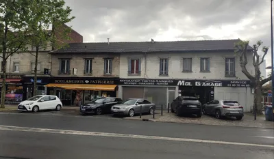 Devanture de Mdl Garage