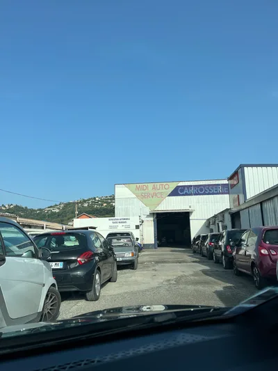 Devanture de Midi Auto Service