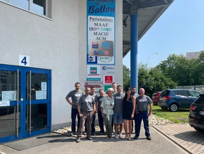 Devanture de Garage du Ballon