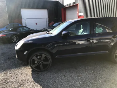 Devanture de AM CARS Spécialiste PORSCHE CAYENNE