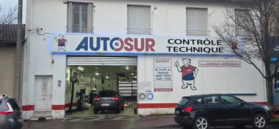 Devanture de CONTRÔLE TECHNIQUE DES 65€. CONTRÔLE TECHNIQUE MOTO DÈS 60 EUROS