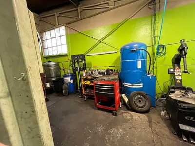 Devanture de Auto 40