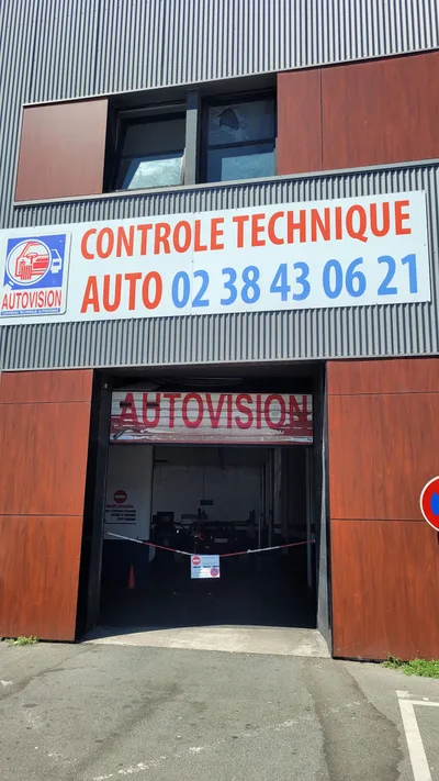 Devanture de Contrôle Technique Orléanais C.C.T. Autovision