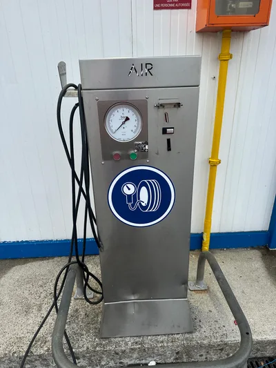 Devanture de Autonet'Eco