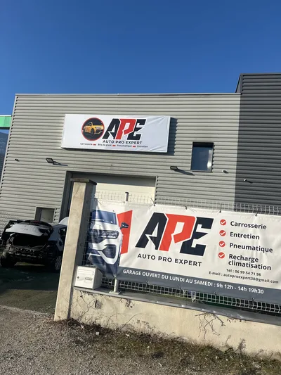 Devanture de APE Auto Pro Expert - Carrosserie - pare-brise