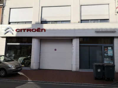 Devanture de Garage A Callens