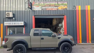 Devanture de R'Line Carrosserie