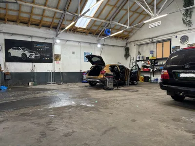 Devanture de Khan Lavage Auto.