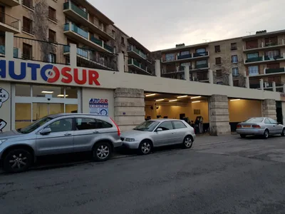 Devanture de AUTOSUR Contrôle Technique AIX-EN-PROVENCE