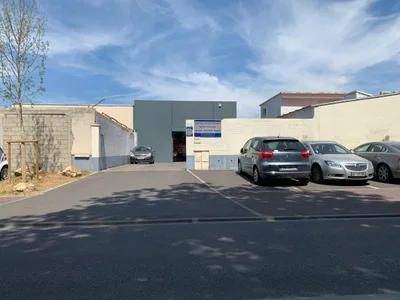 Devanture de VM Automobile
