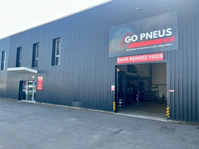Devanture de GO PNEUS