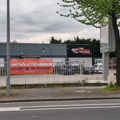 Devanture de Mon Contrôle Technique Nantes