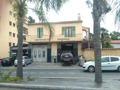 Devanture de Carrosserie Stagnaro