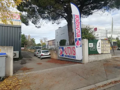 Devanture de Autovision Aix-les-Milles